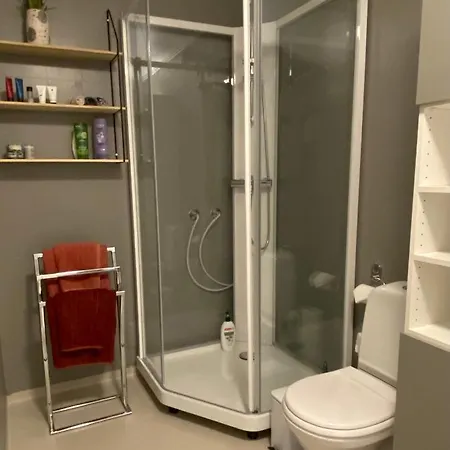 Polar Arctic View - Free Parking!