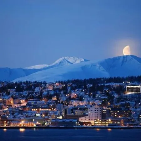 Polar Arctic View - Free Parking! Apartment *